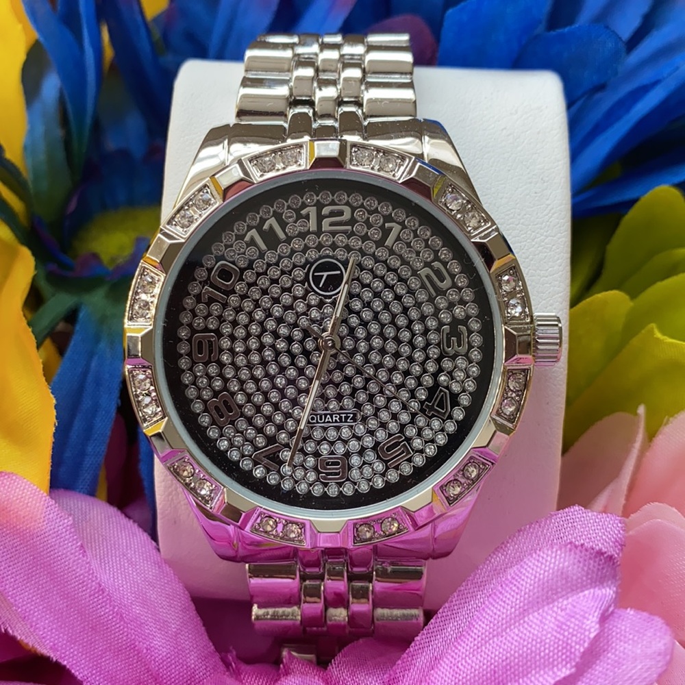 NEW* Men silver flashy big face watch - Picture 1 of 8